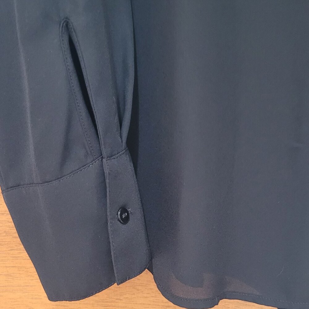 Worthington Women's Long Sleeve Button-Down Shirt - Picture 3 of 7